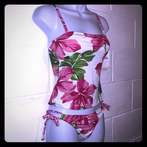 🆕NWT 2 Piece Swimwear